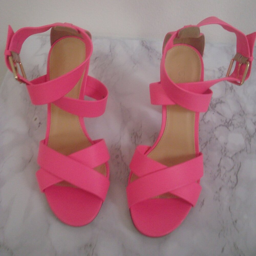 J. Crew Hot Pink  Sandals Women Size 6.5 Block Heel Ankle Strap Buckle Closure
